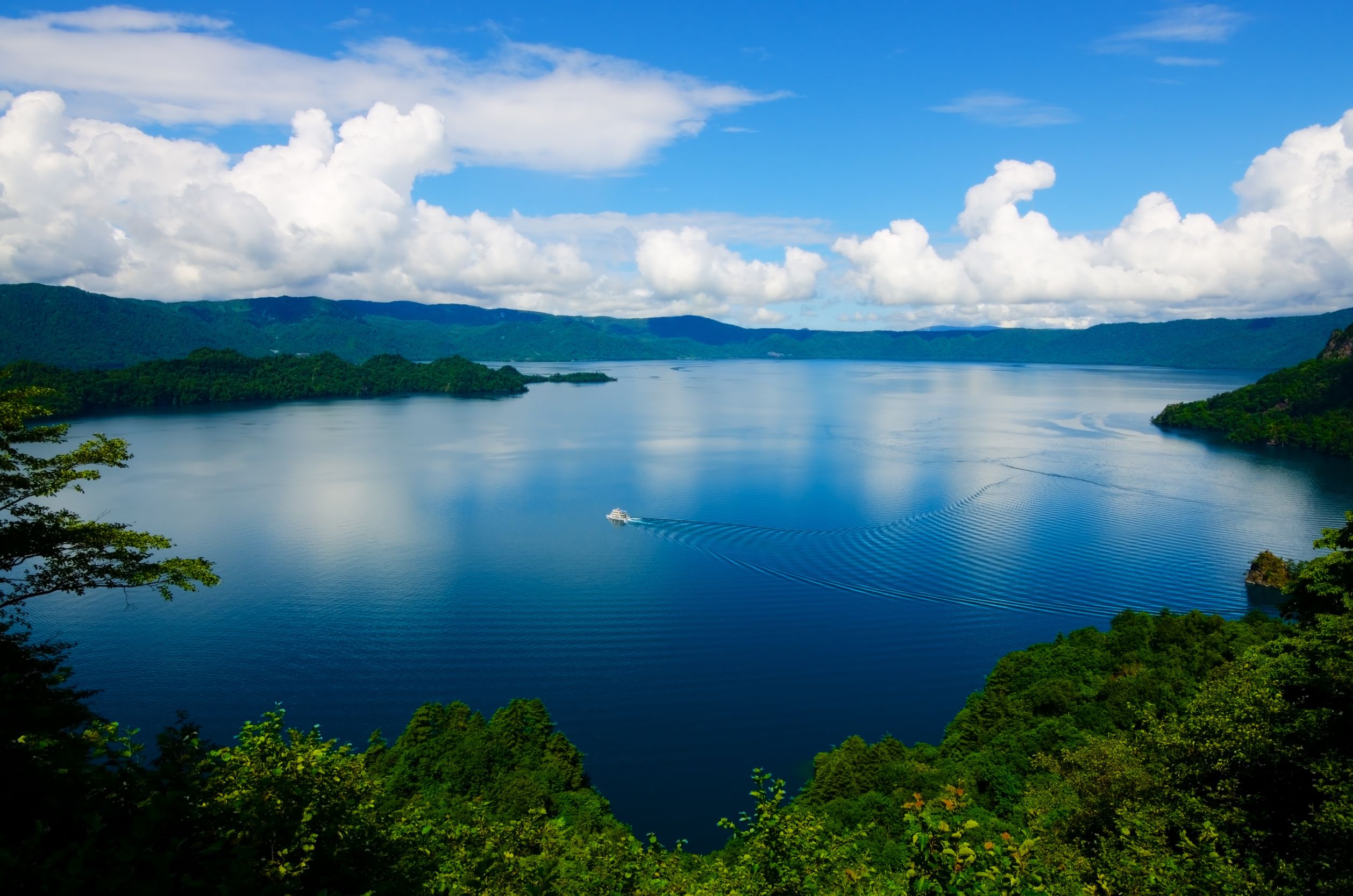 Lac Towada, ancien lac volcanique, préfecture d'Aomori