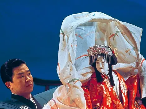 Des représentations de bunraku ont lieu tous les jours à la résidence Awa Jurobe Yashiki, ancienne demeure de samouraï reconvertie en théâtre et musée.