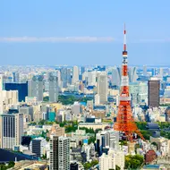 La tour de Tokyo, construite en 1958, est inspirée de la tour Eiffel