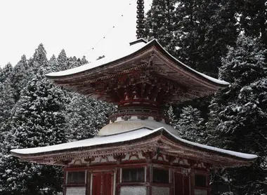 Cementerio Okunoin en Koyasan