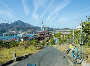 Vista del puente Kurushima de la ruta Shimanami Kaido. 