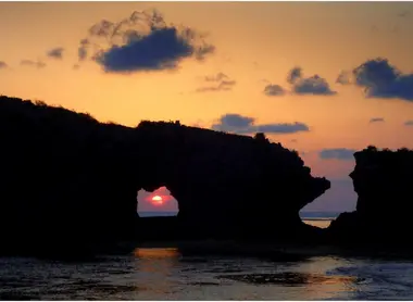 Coucher de soleil au cap Maeda